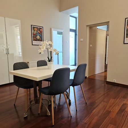 Apartment Exclusive View Cvjetni Trg Zágráb Kültér fotó