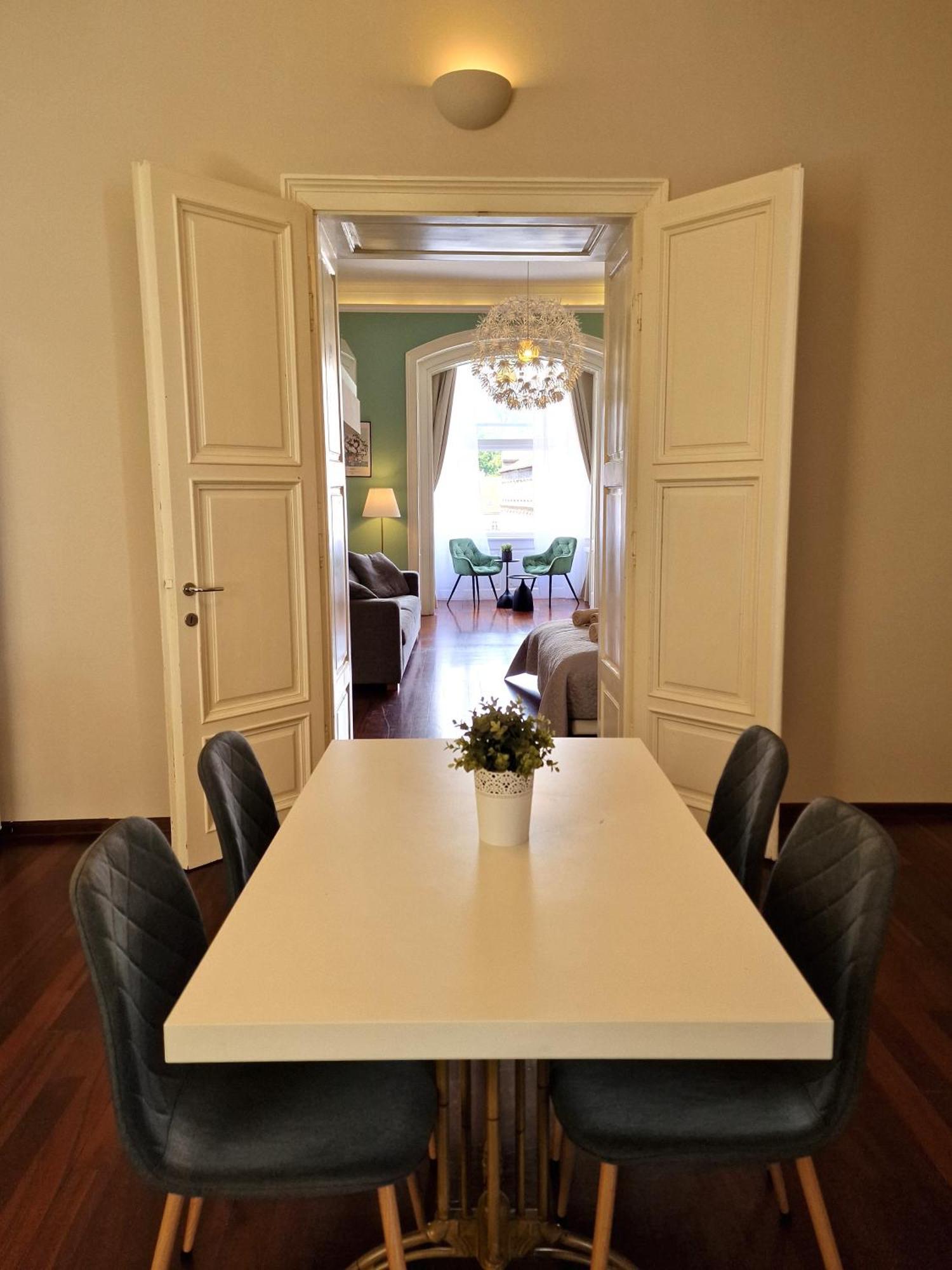 Apartment Exclusive View Cvjetni Trg Zágráb Kültér fotó