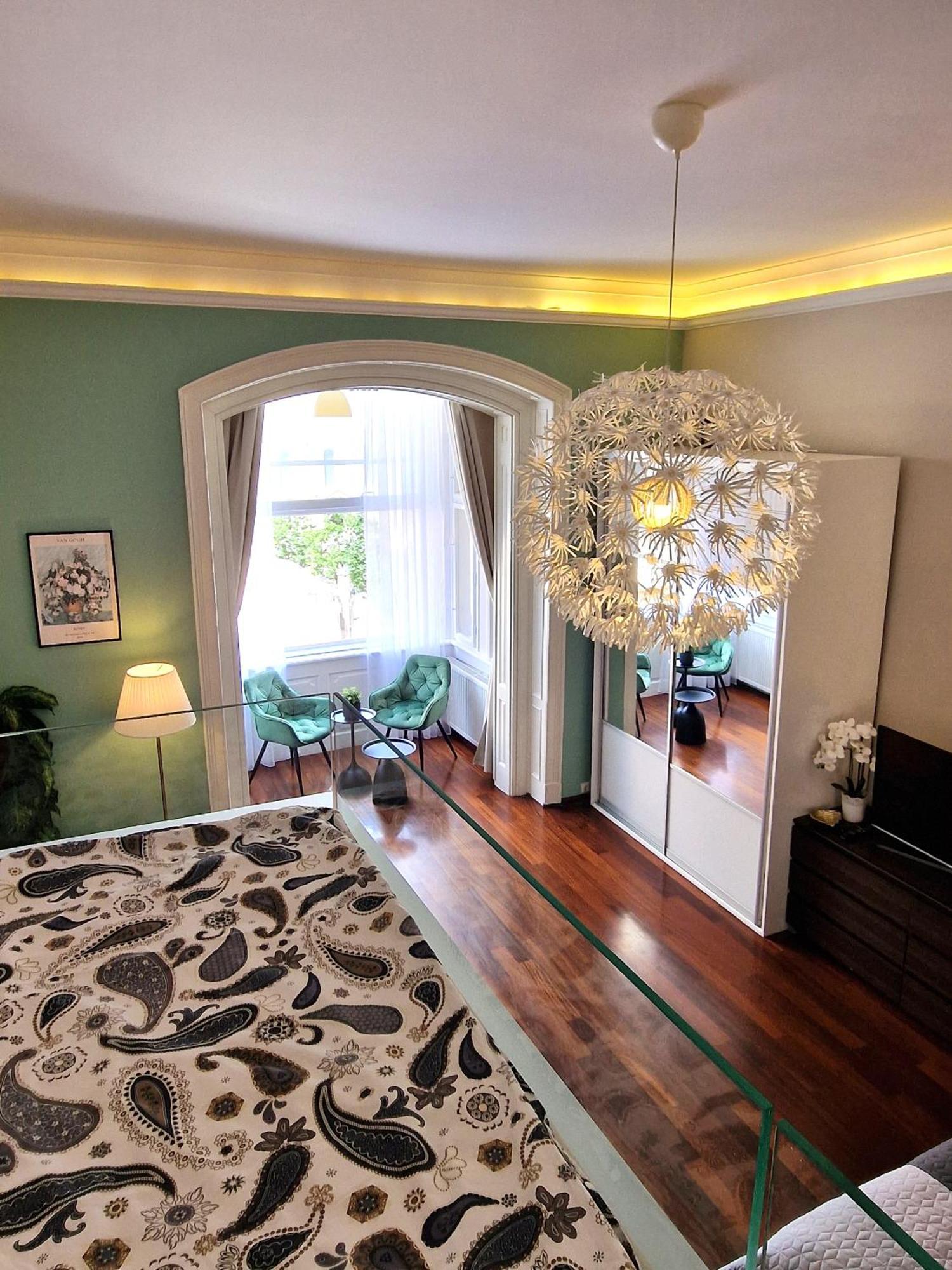 Apartment Exclusive View Cvjetni Trg Zágráb Kültér fotó