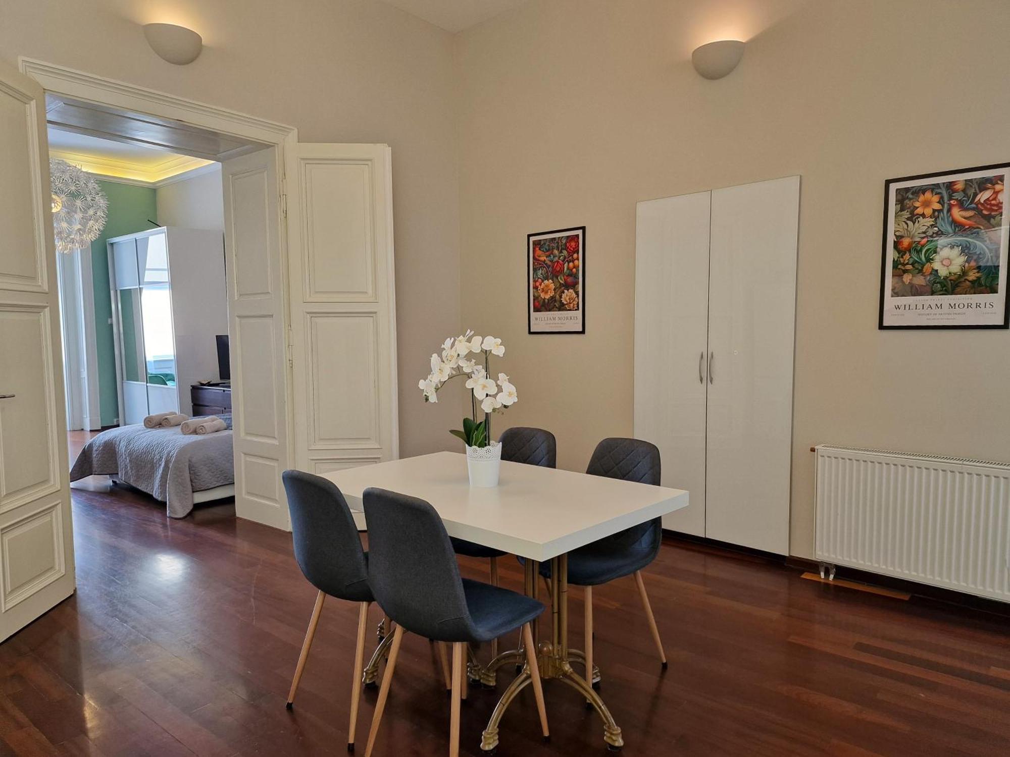 Apartment Exclusive View Cvjetni Trg Zágráb Kültér fotó