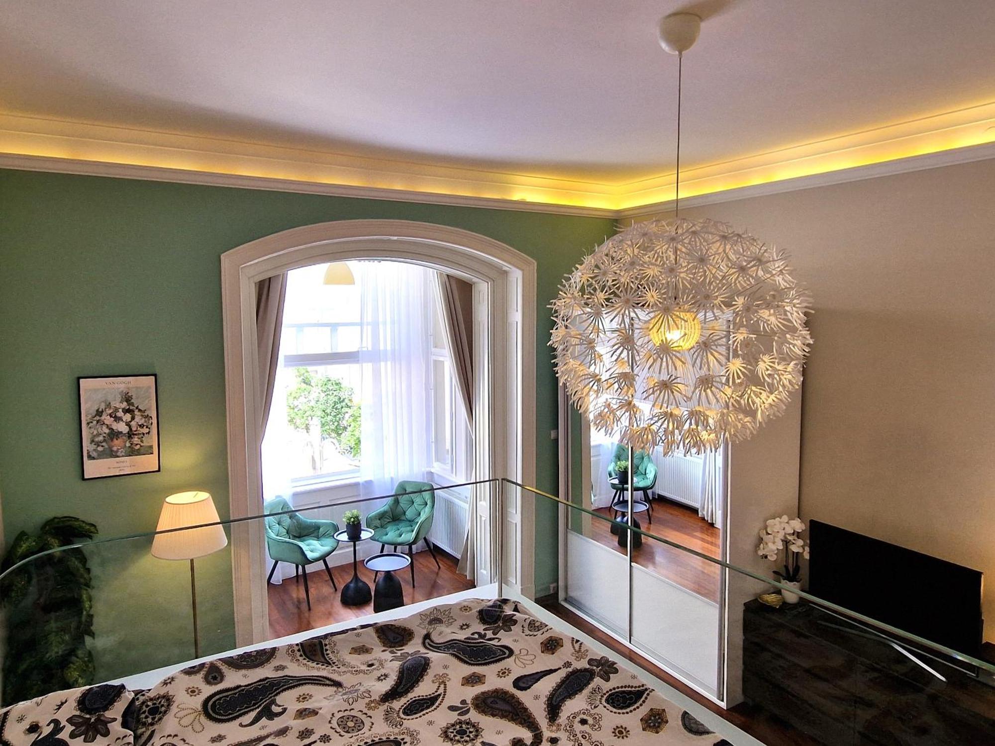 Apartment Exclusive View Cvjetni Trg Zágráb Kültér fotó